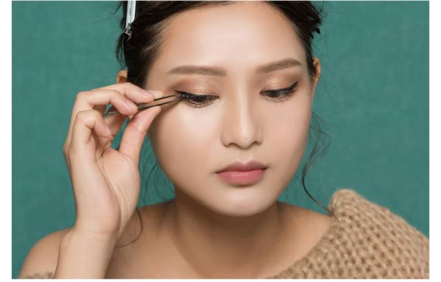 美妆的十个小技巧,美妆三个技巧视频