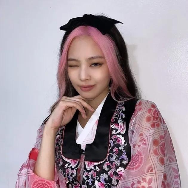 2021什么发色最显白减龄,在家染发色2021年最火发色显白