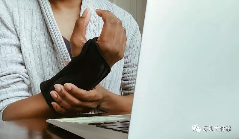 女子手指发麻是怎么回事,女子手麻是什么原因