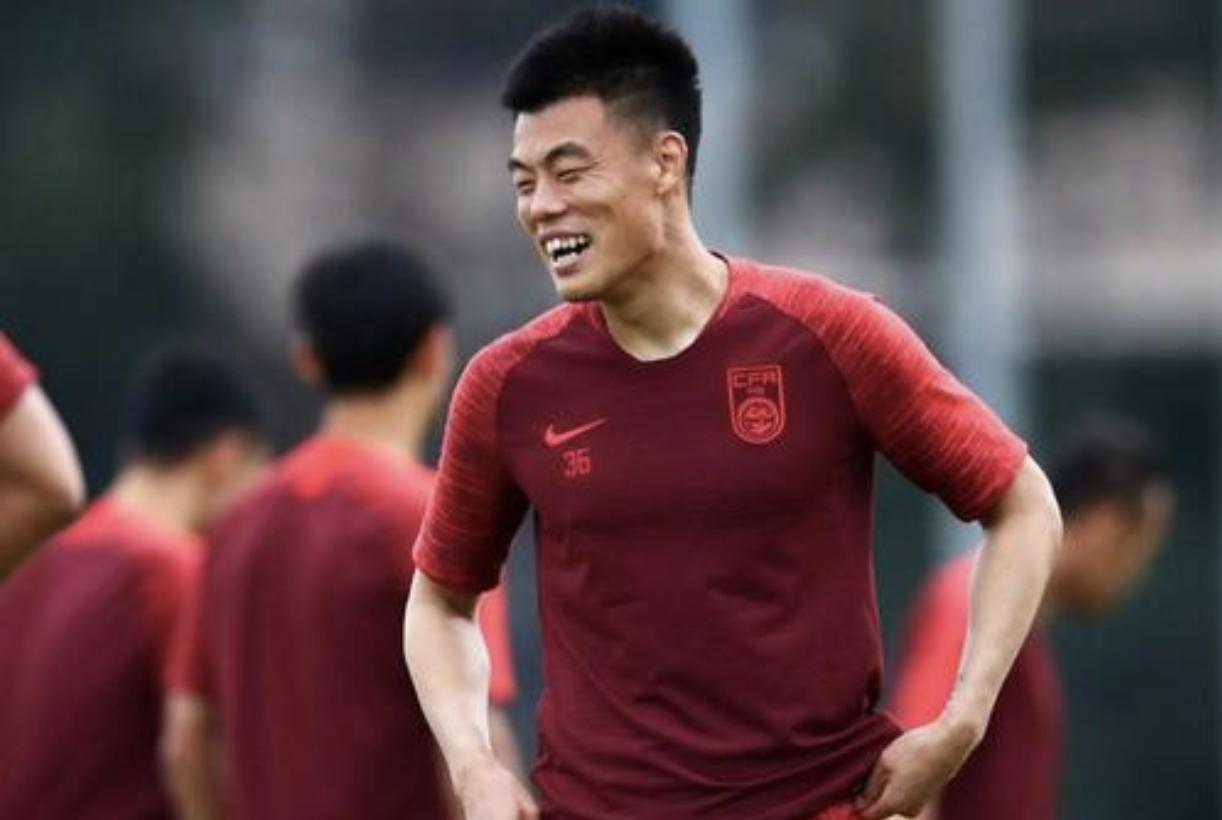 谭龙中甲本土射手,谭龙谈归化足球员