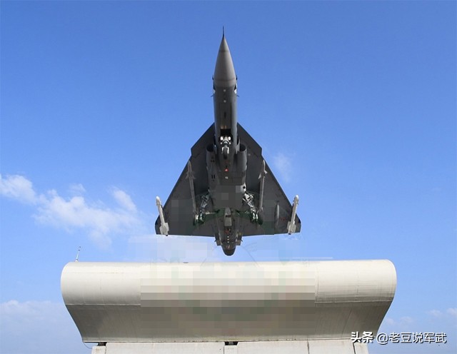 lca光辉战机舰载版,印度lca光辉战斗机气动设计浅析