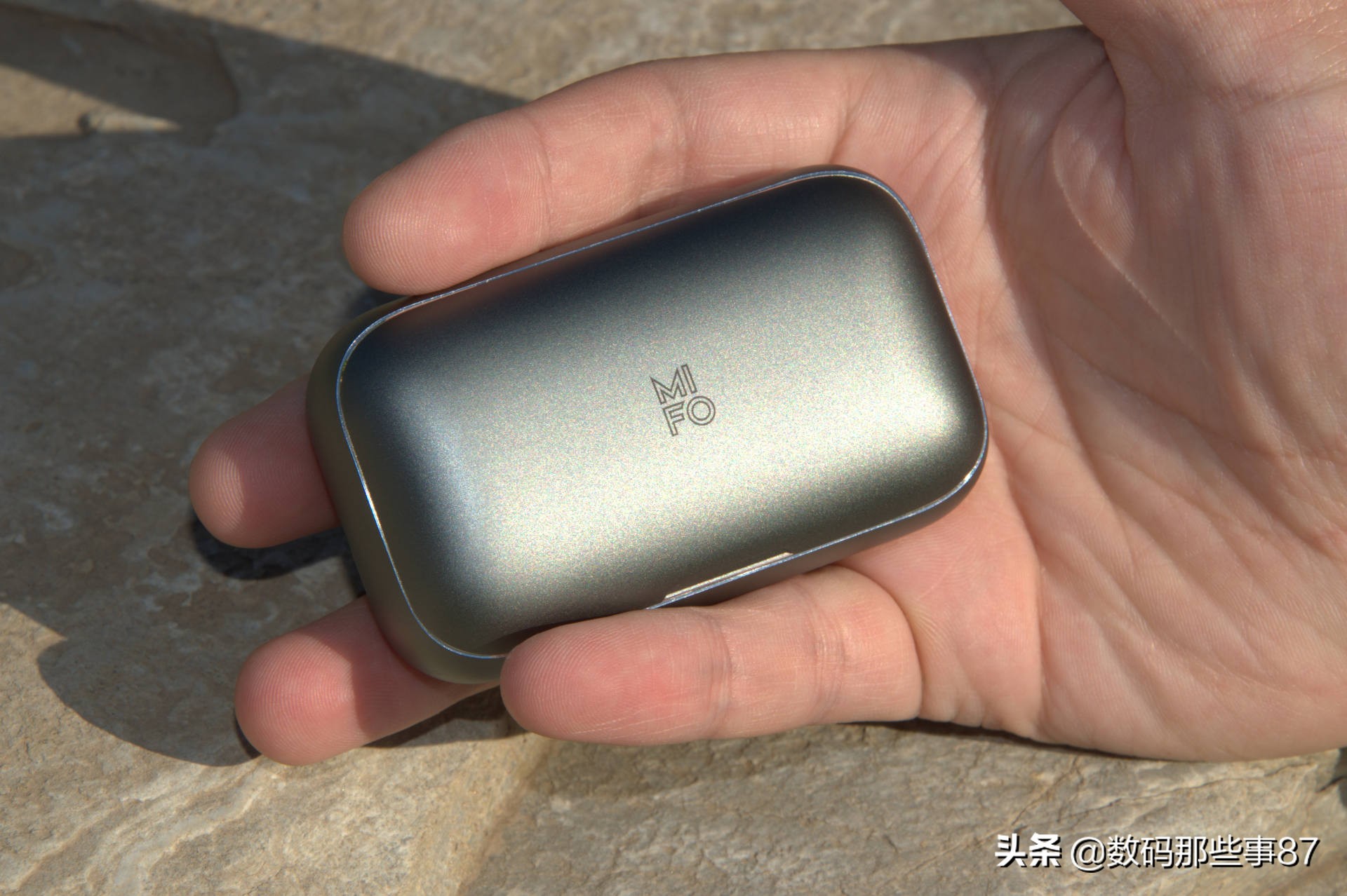 魔浪o5二代和泥炭capsule3pro对比,魔浪o5和南卡n2蓝牙耳机哪个好