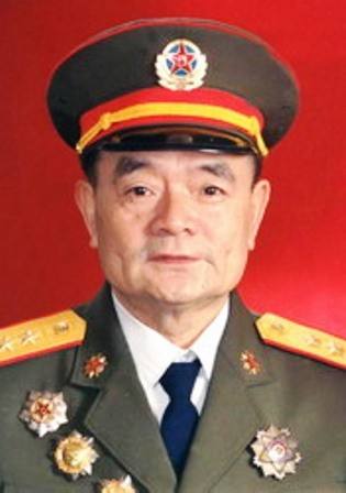 《祖国》杂志编委会执行主任李和平一行拜访老红军万海峰上将