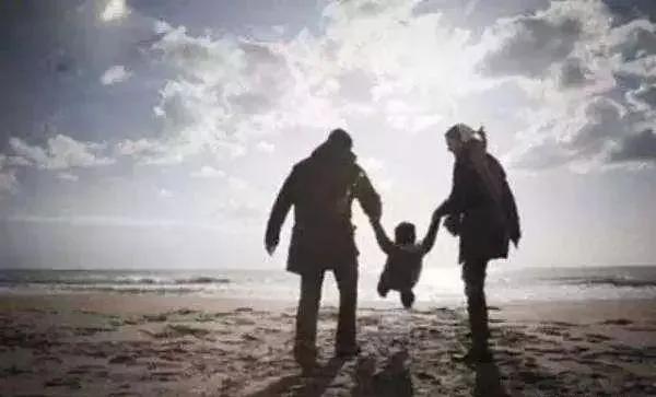 开铲车能赚多少钱,开铲车能挣多少钱