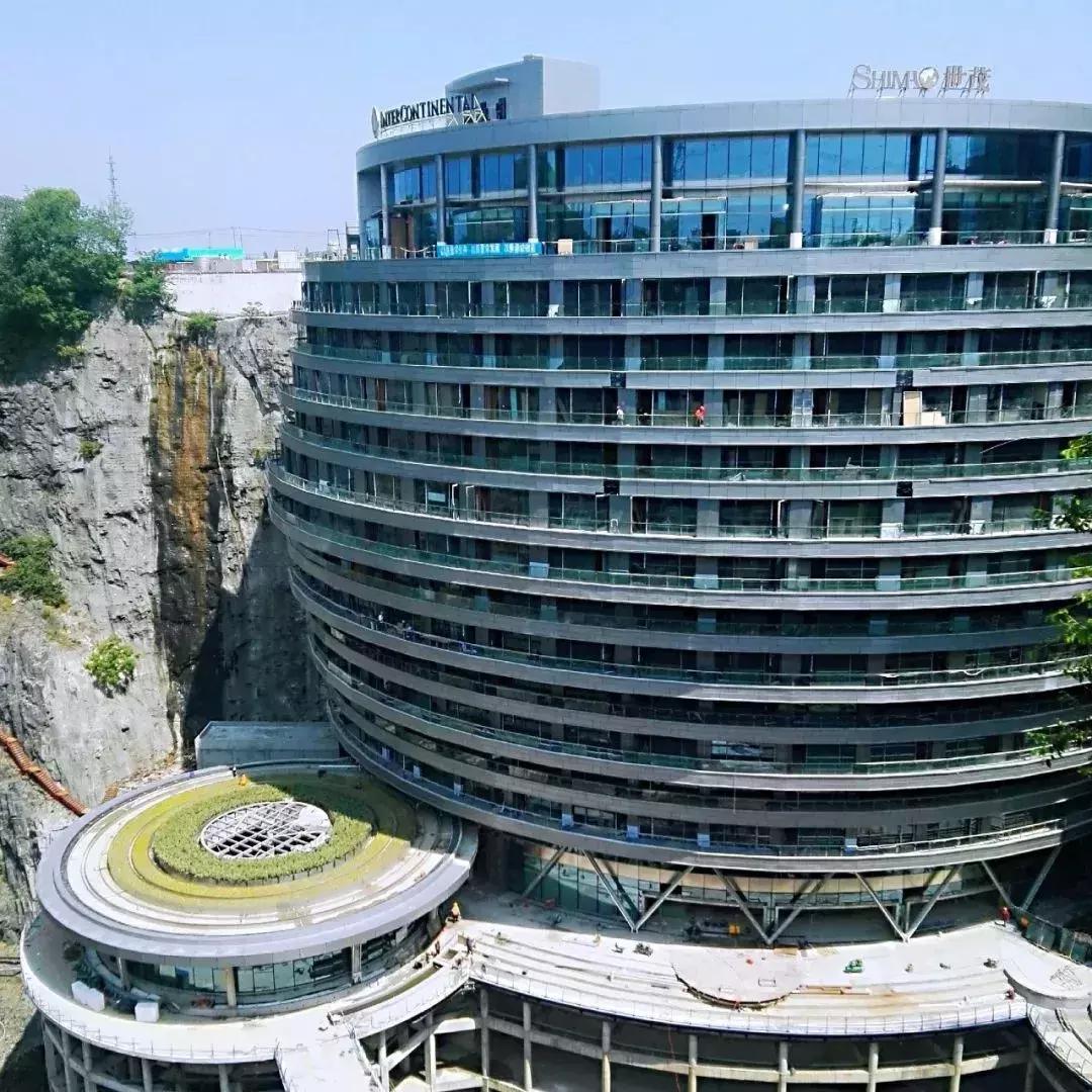 上海深坑酒店耗时13年造价21亿,上海深坑酒店是不是18层最贵