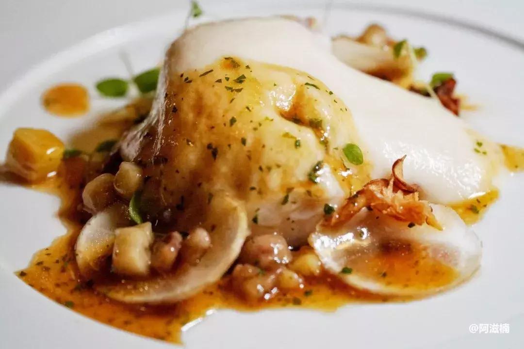 为了吃世界上最好吃的青花鱼，我飞去了挪威，光是捕捞船价值4亿