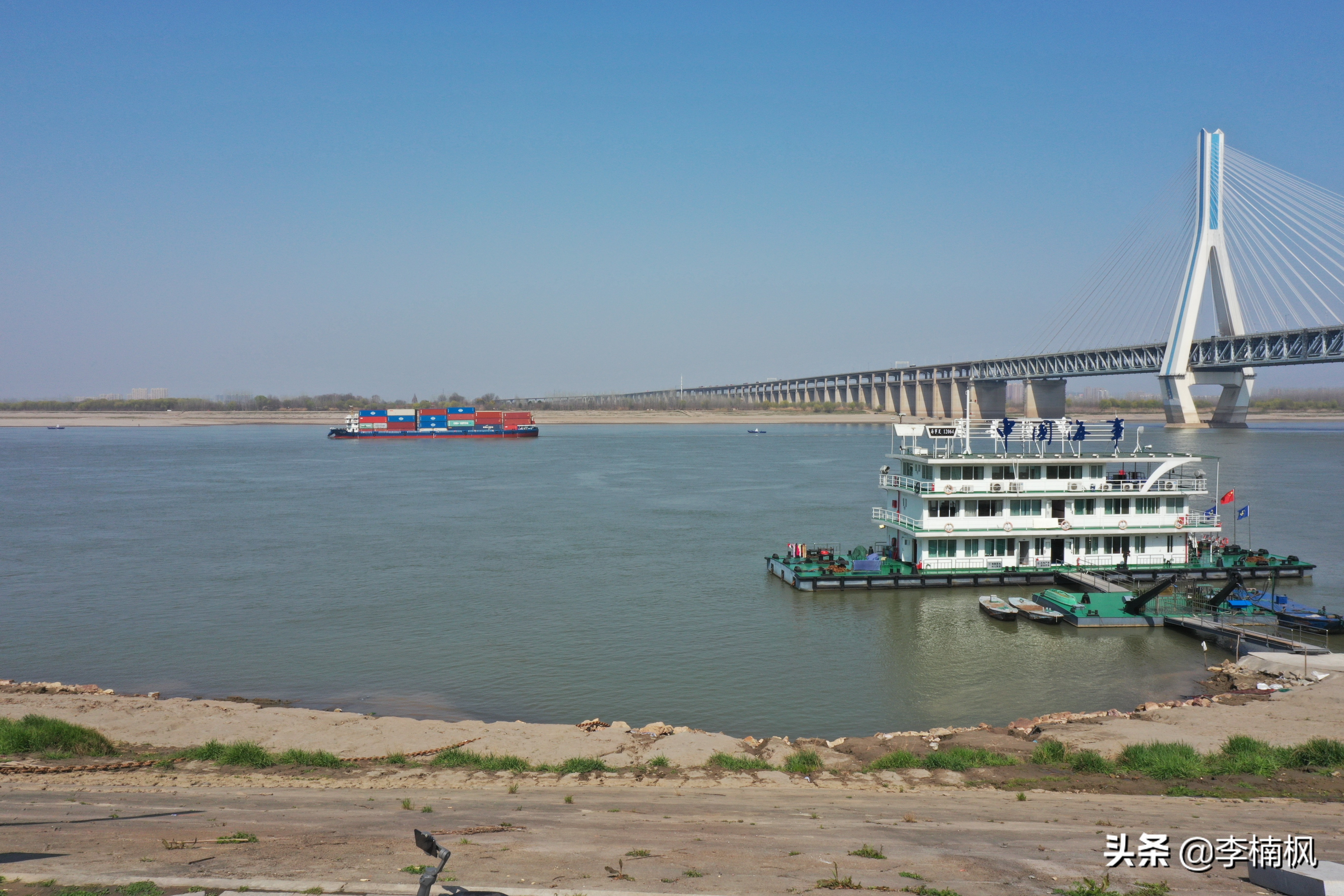 湖北武汉交通枢纽,湖北是中国最大的交通中枢