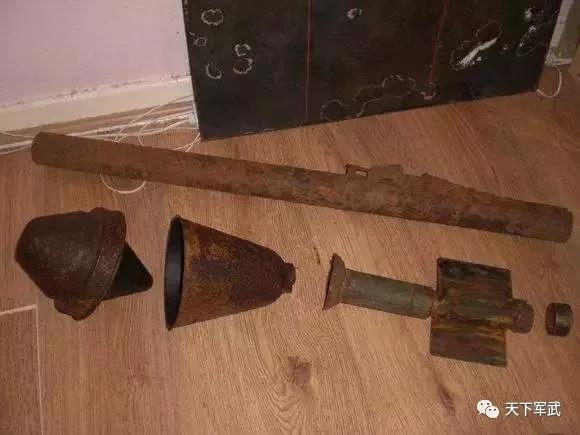 炸裂|没有什么坦克是“一拳”解决不了的*药弹**架瞬间爆炸