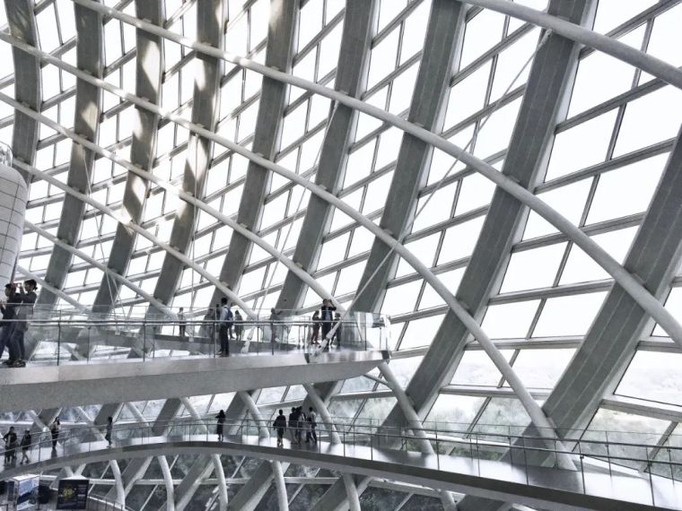 采光雨棚设计 (天幕雨棚如何设计节点很重要)