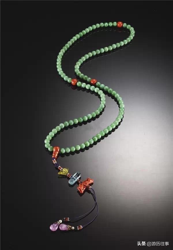 清朝皇帝官员为什么都戴一串珠子,清朝皇帝和官员都戴什么样的佛珠