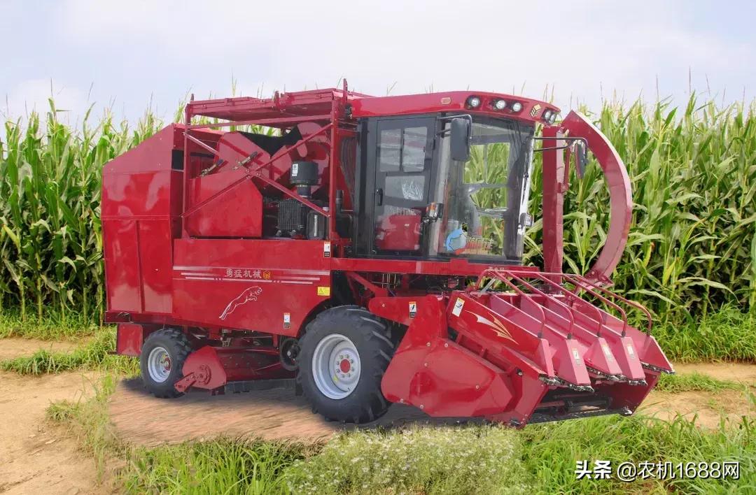 勇猛玉米收割机2021年补贴多少钱,17年的勇猛玉米收割机能卖多少钱