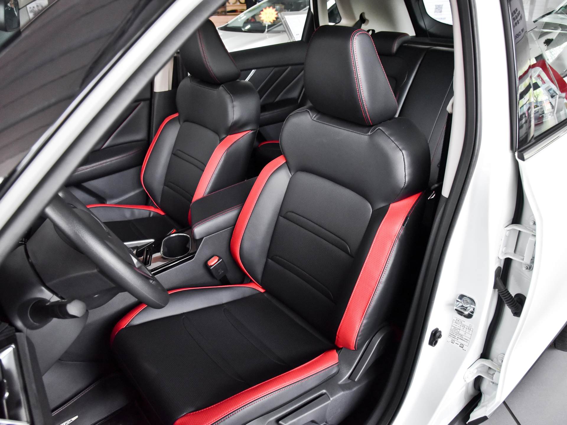 新款启辰t60优惠多少钱,启辰的三大件是哪三大件