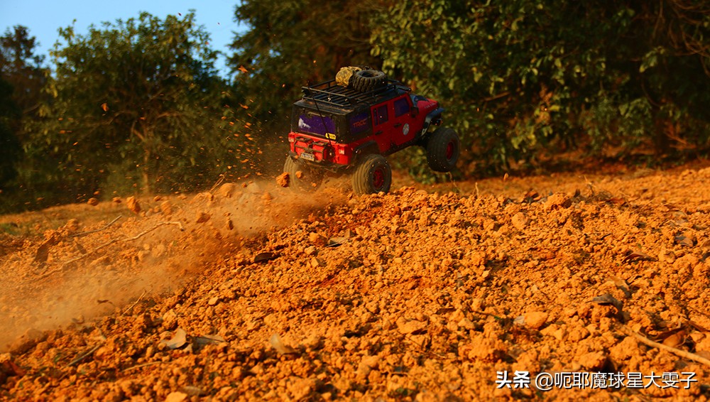 给老婆设计的车,适合男女的越野车