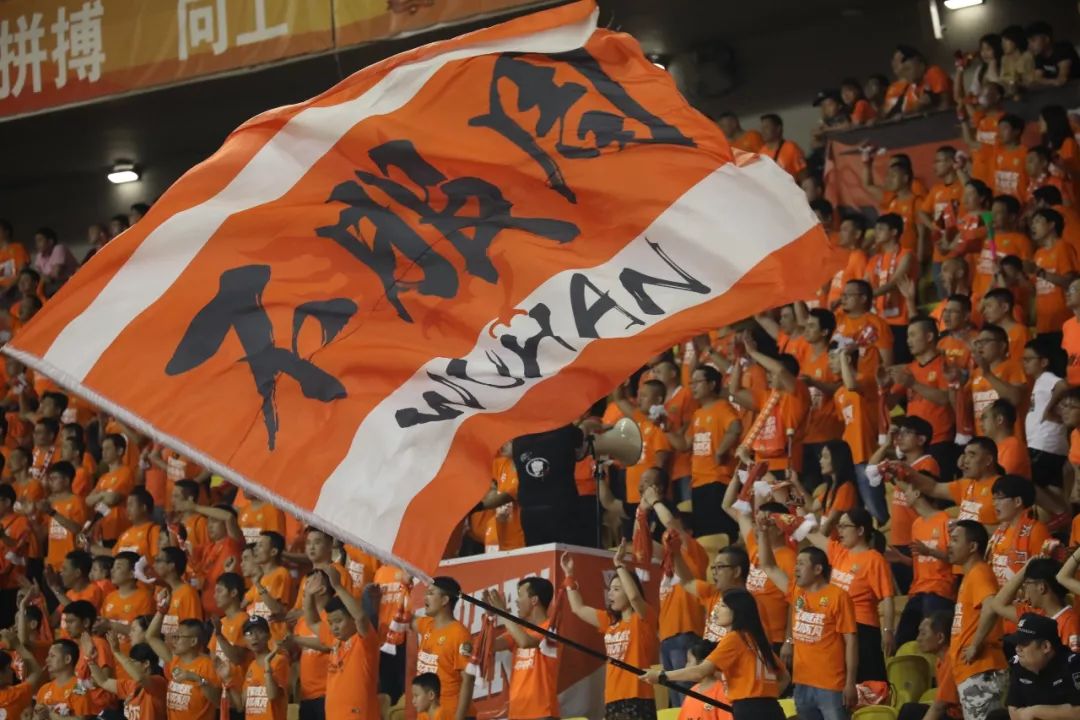 武汉卓尔最新集锦,武汉卓尔坐镇主场迎战江苏苏宁