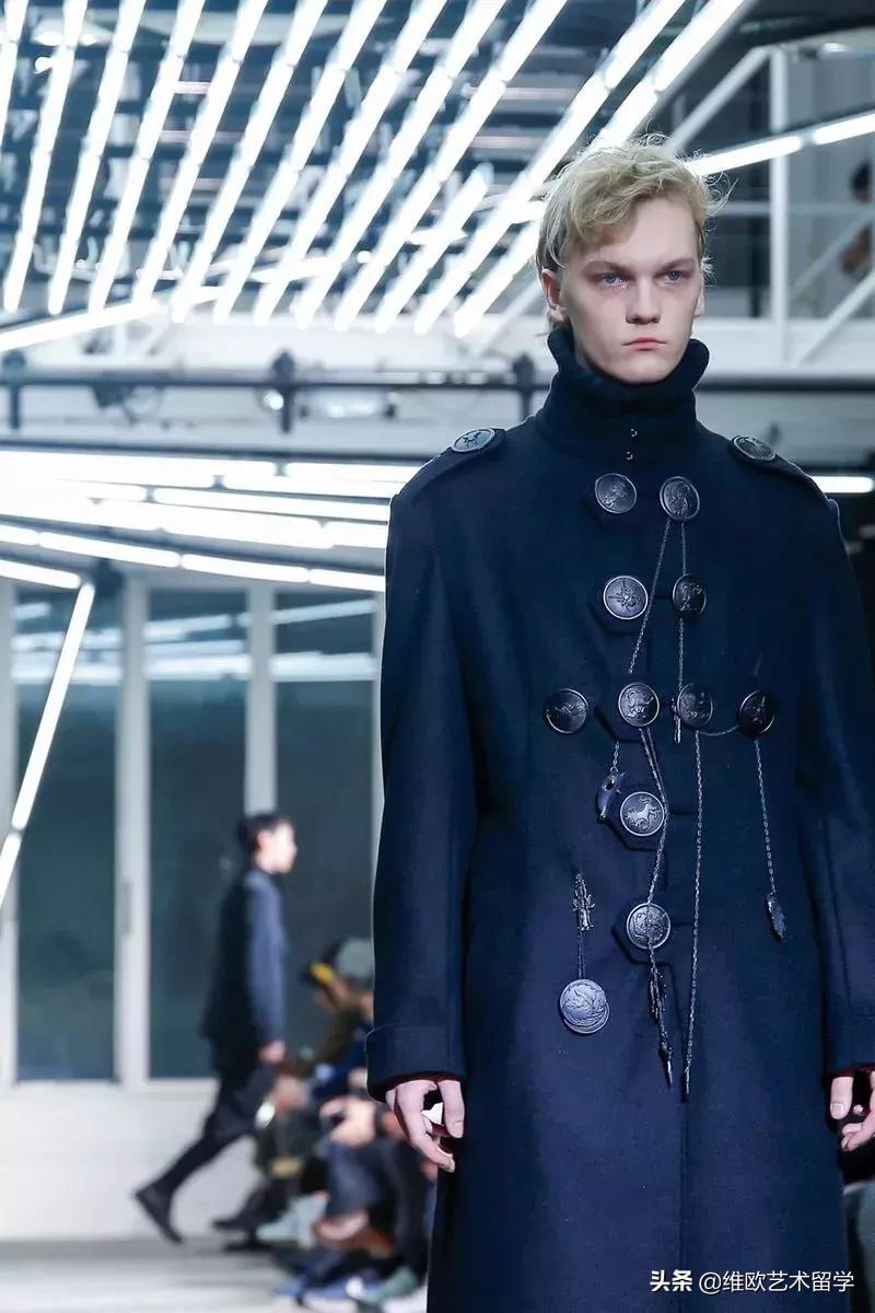 山本耀司2024秋冬男装秀,山本耀司2020巴黎时装周