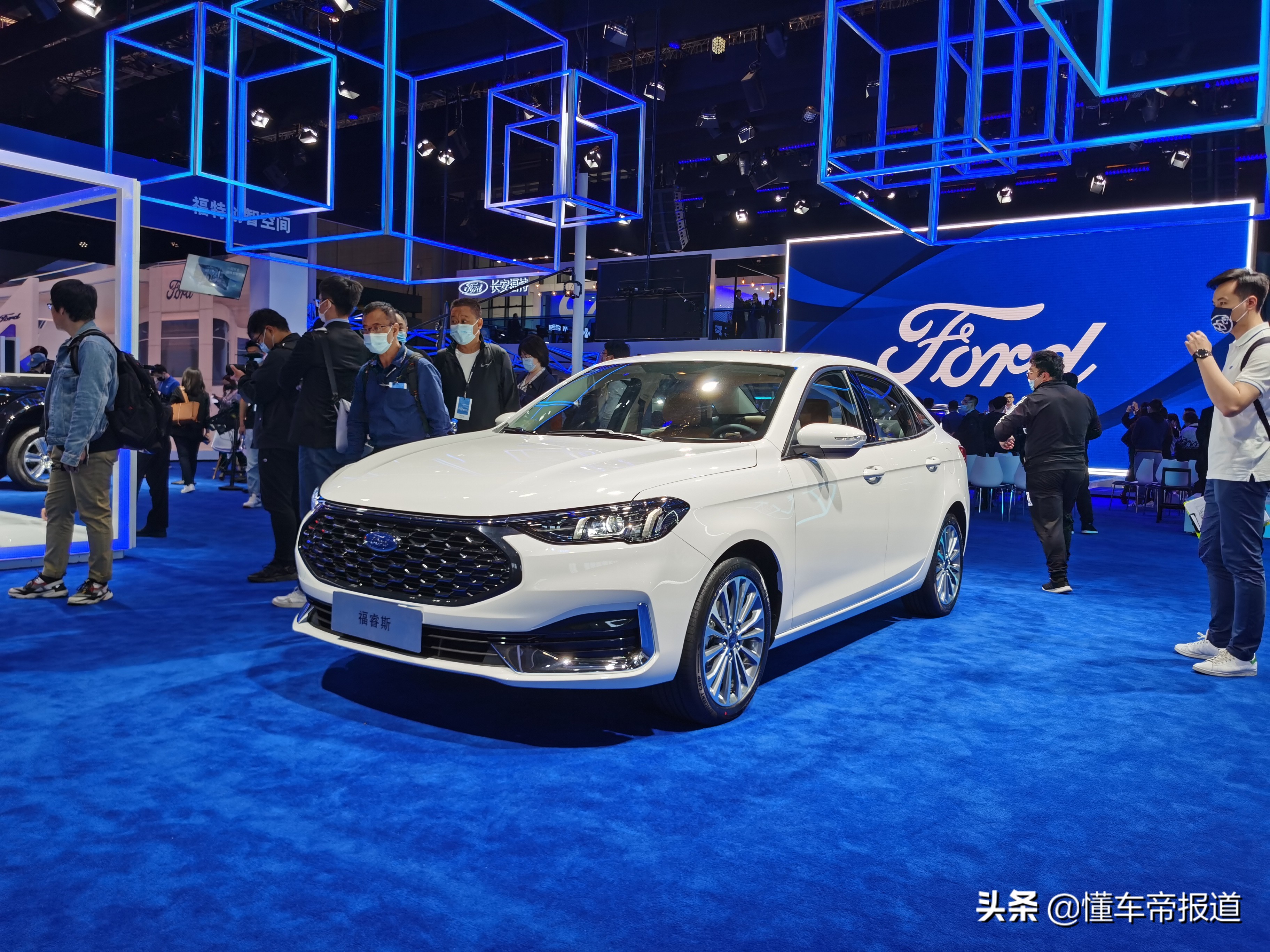 福特新福睿斯视频,长安福特新款福睿斯要来了