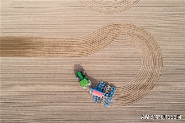 约翰迪尔8r拖拉机,约翰迪尔拖拉机新款8r系列