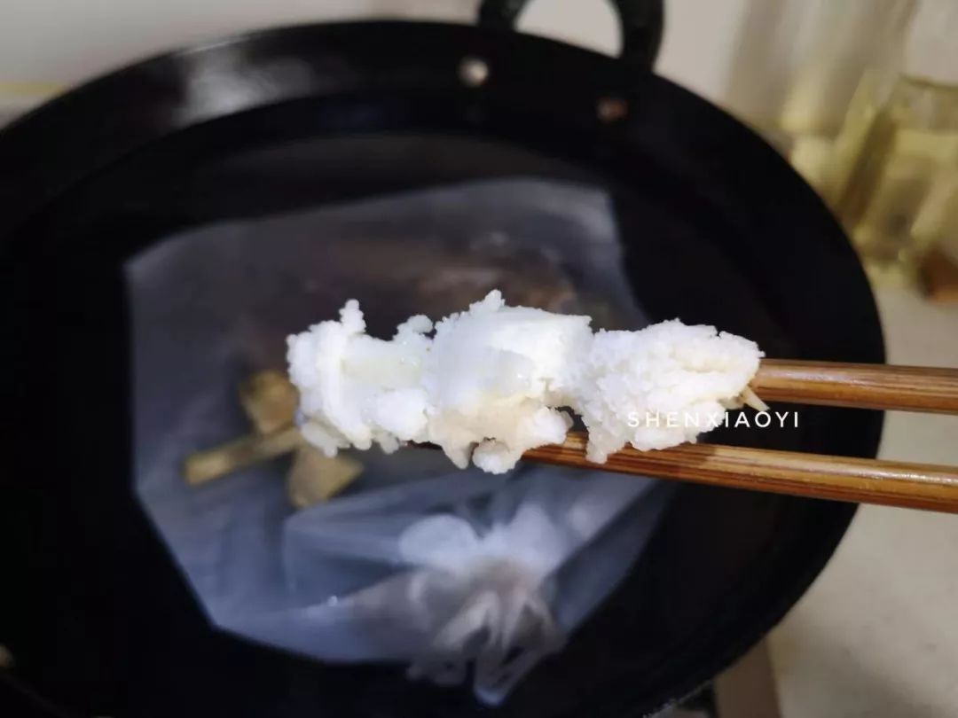 清汤鱼要怎么煮汤才会白,如何让鱼煮得更白汤