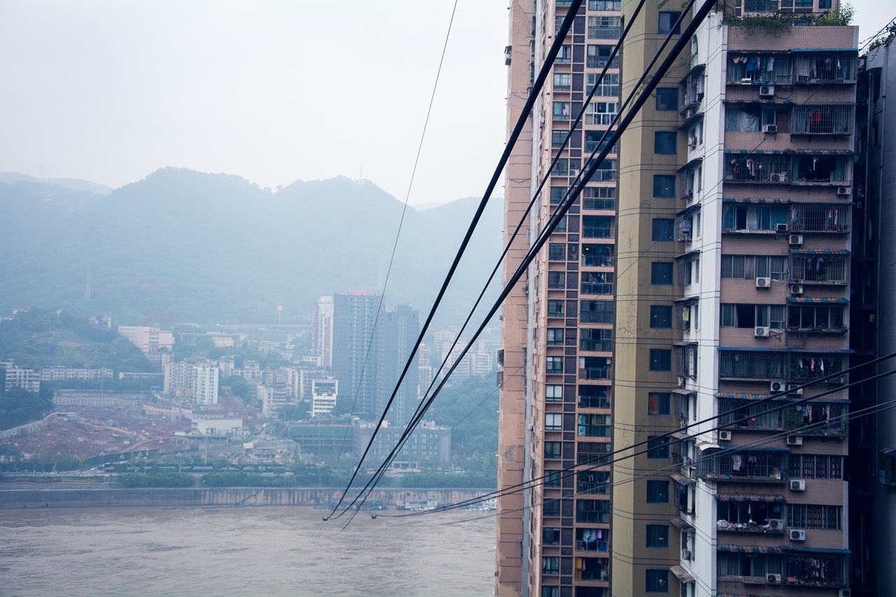 要不要买房很纠结,要不要买房的视频