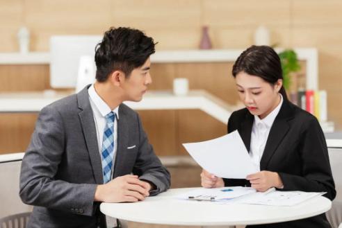 对当下工作不满意，又无法跳槽，换个思维或许是另外一番新天地