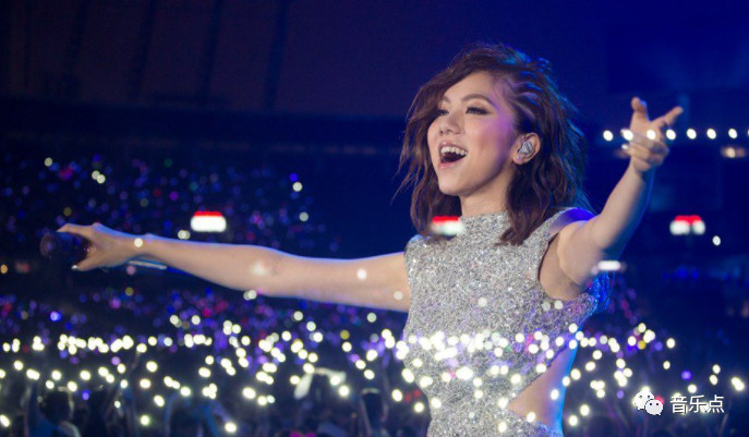 如何评价邓紫棋歌,邓紫棋评价最高的歌手完整版