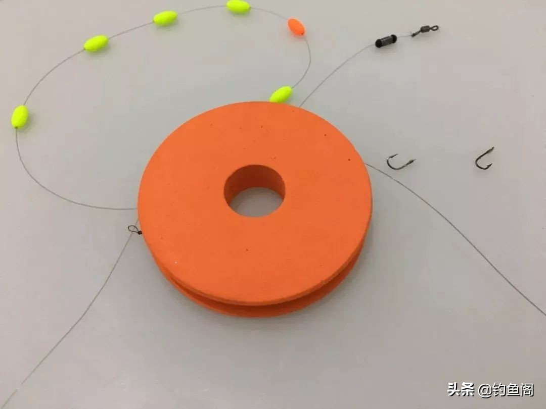 可视鱼钩单钩与双钩哪个中鱼率高,鱼钩单钩与双钩哪个中鱼率高