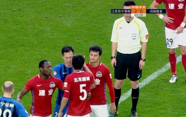 河南建业顾操事件视频,顾操红牌河南建业提前保级