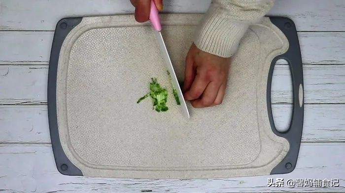 宝宝便秘煮什么粥吃好 (积食便秘的宝宝吃什么粥好)