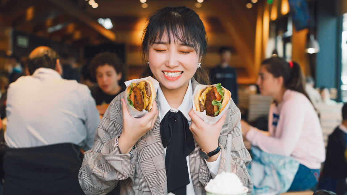 美国奥特莱斯购物买什么便宜,美国购物中国购物