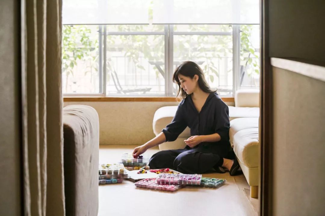 外国记者谈中国剩女,美国采访不同年龄女性