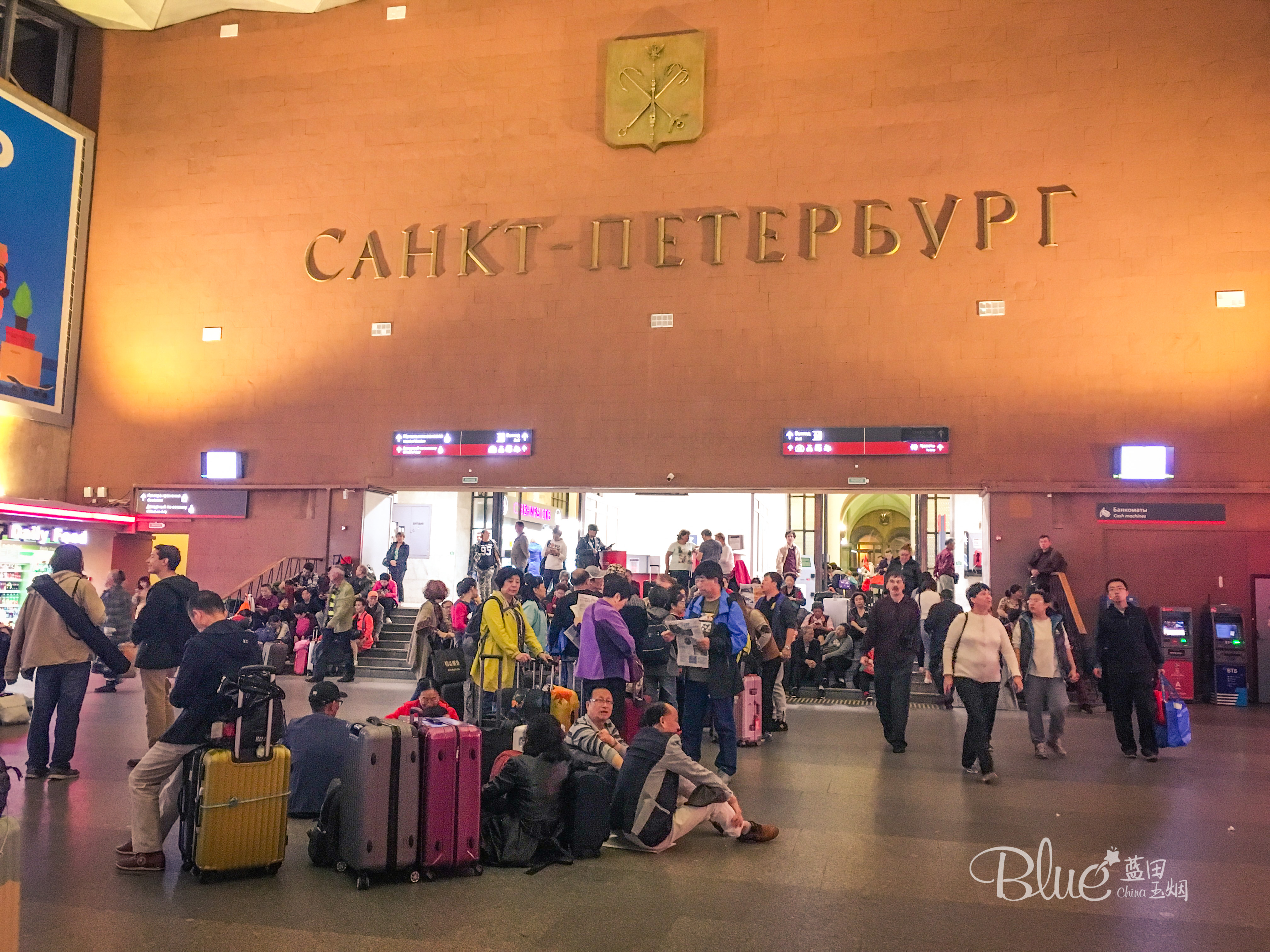 中国游客上俄罗斯火车，需交50卢布给俄罗斯列车员，原因是什么？