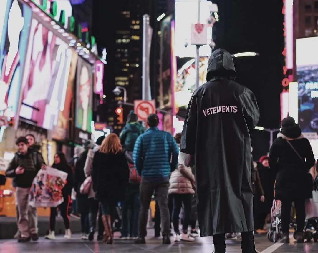 不愿意穿工作服怎么办,不愿意上班是因为懒吗