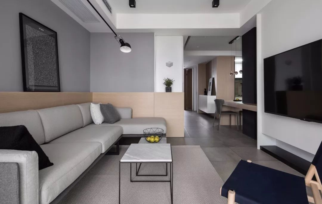 客厅大面积地砖深灰色铺贴效果图,客厅地砖简约铺贴图