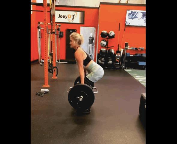 职业球手为什么不花里胡哨,为什么职业球手打球都沉大臂