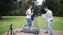 乐高闯破过什么世界纪录,世界上最快拼乐高的纪录