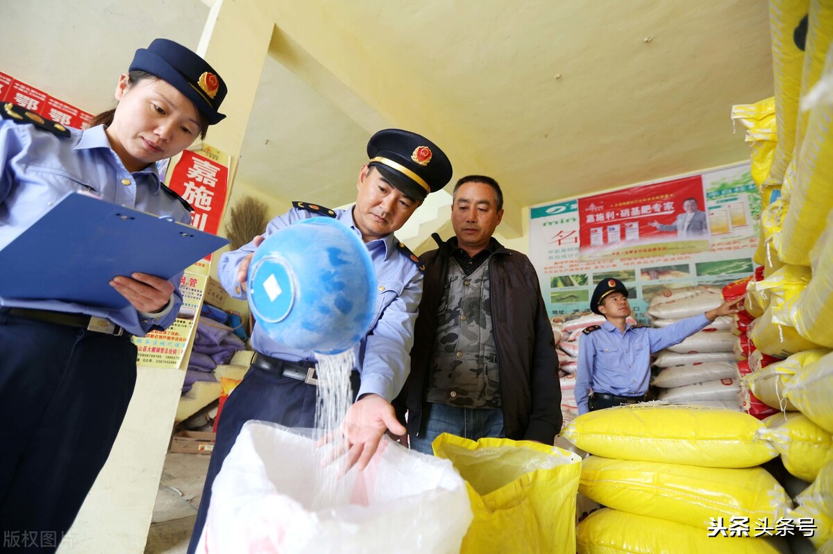 卖肥料到底赚不赚钱,肥料靠什么赚钱