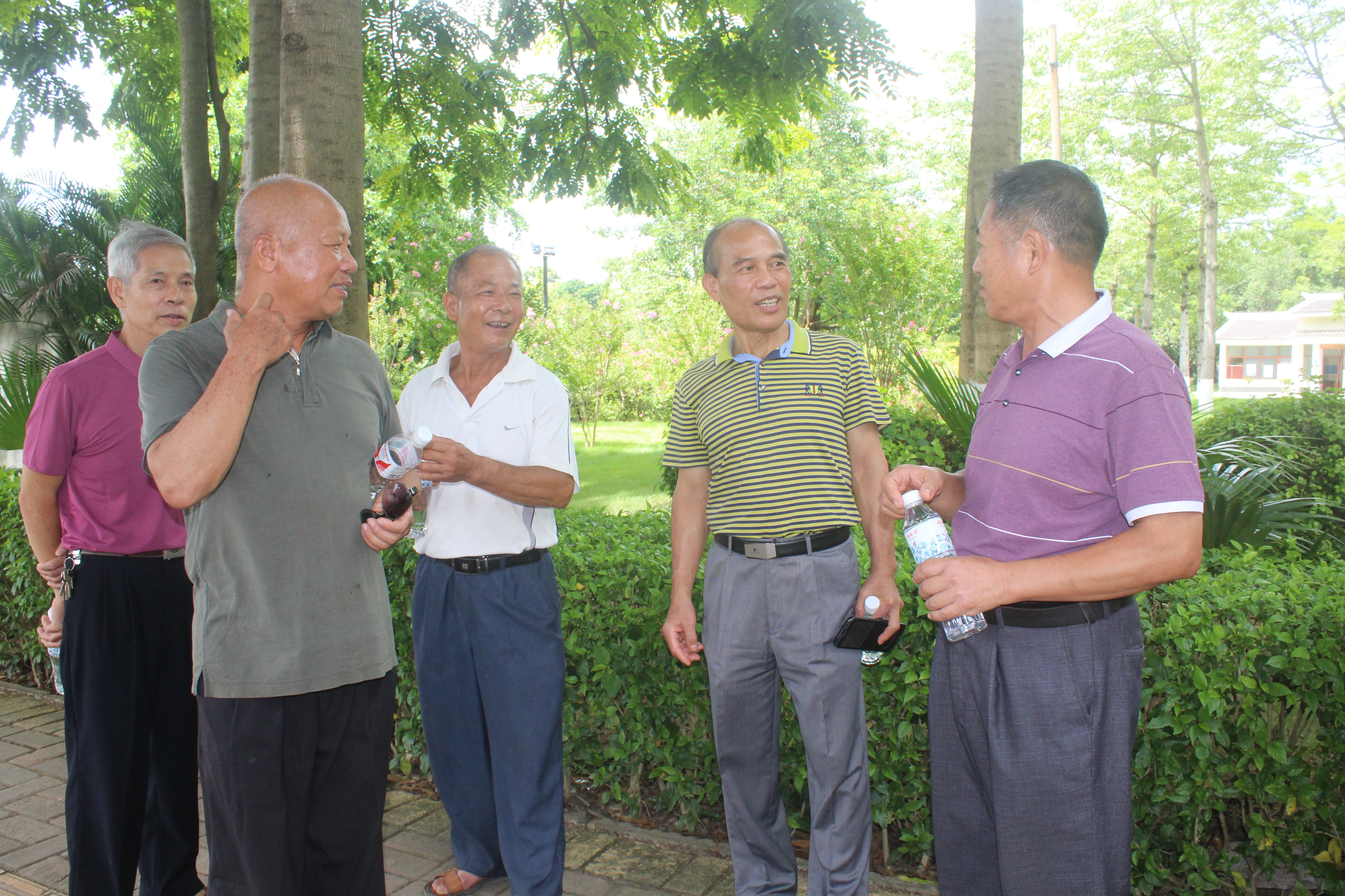 走进广空岁月永恒——地空导弹六团与四五八医院战友庆“八一”