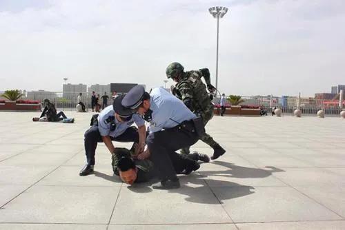 反恐防暴有哪些器材,安保反恐装备视频