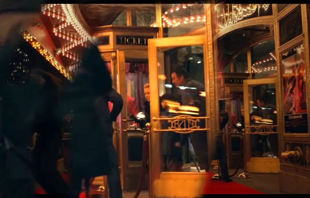 小丑口碑大爆豆瓣评分9,dc新片小丑首曝预告风格黑暗