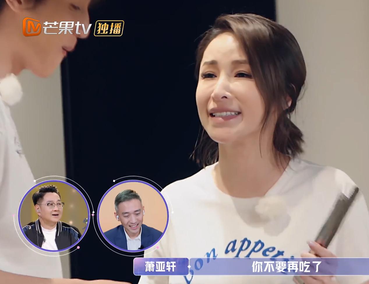 吉娃娃一只眼睛凸,吉娃娃一只眼睛白膜