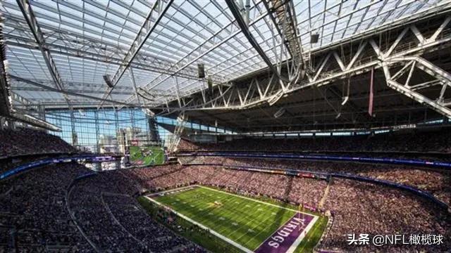 nfl球场上空飞机飞过,nfl球场是什么草皮