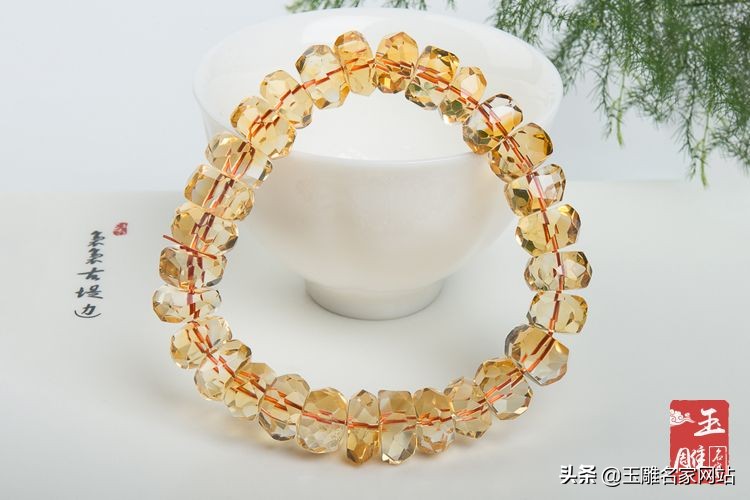 水晶手链价格是多少,10元的水晶手链是真水晶