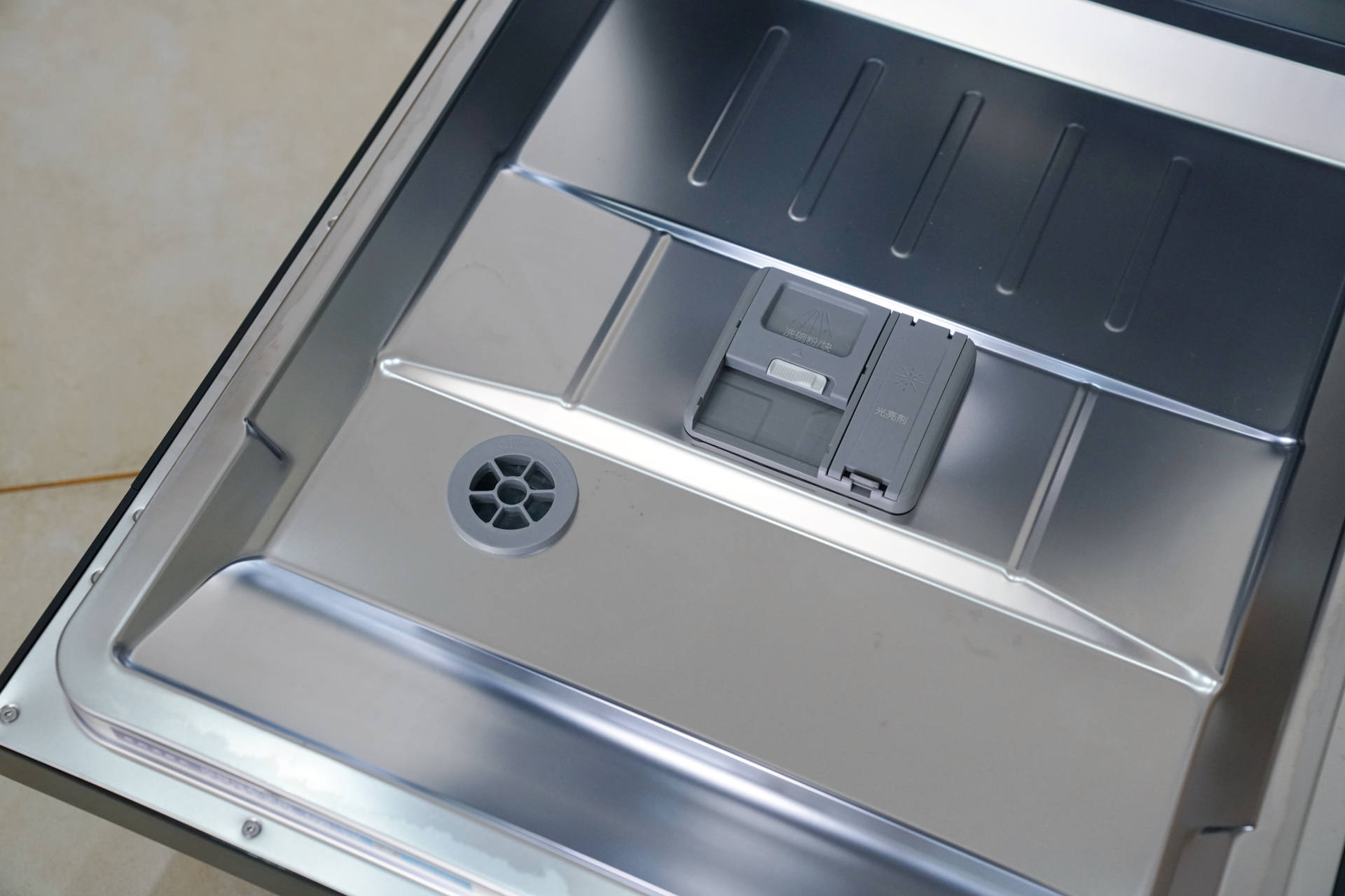 美的洗碗机p40-pro使用方法,美的p40洗碗机添加洗碗盐视频