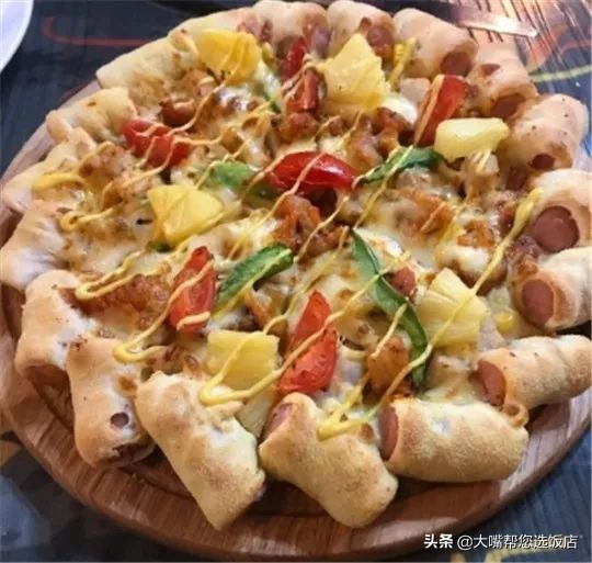 #吃遍大连#披萨的诱惑!一个蕴藏着芝士力量的神物