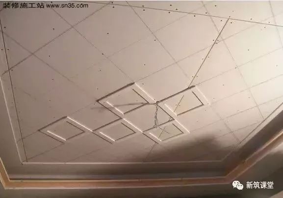轻钢龙骨石膏板造型吊顶施工视频,石膏板天花吊顶施工全过程