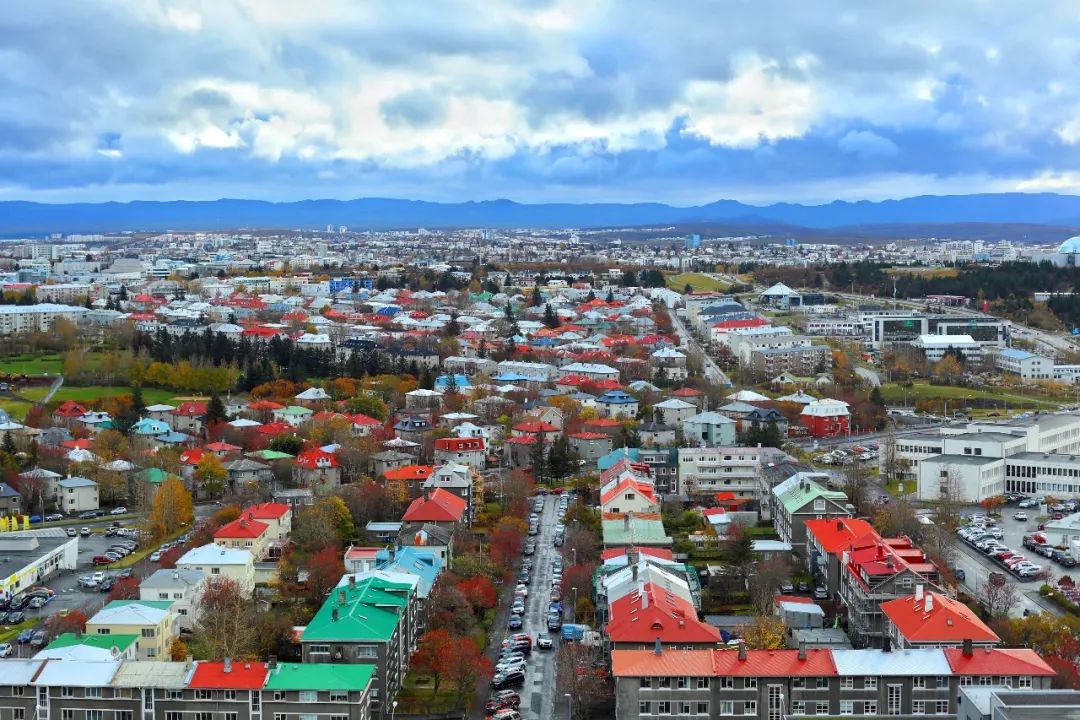 冰岛首都雷克雅地心游记,全世界最北的城市极夜
