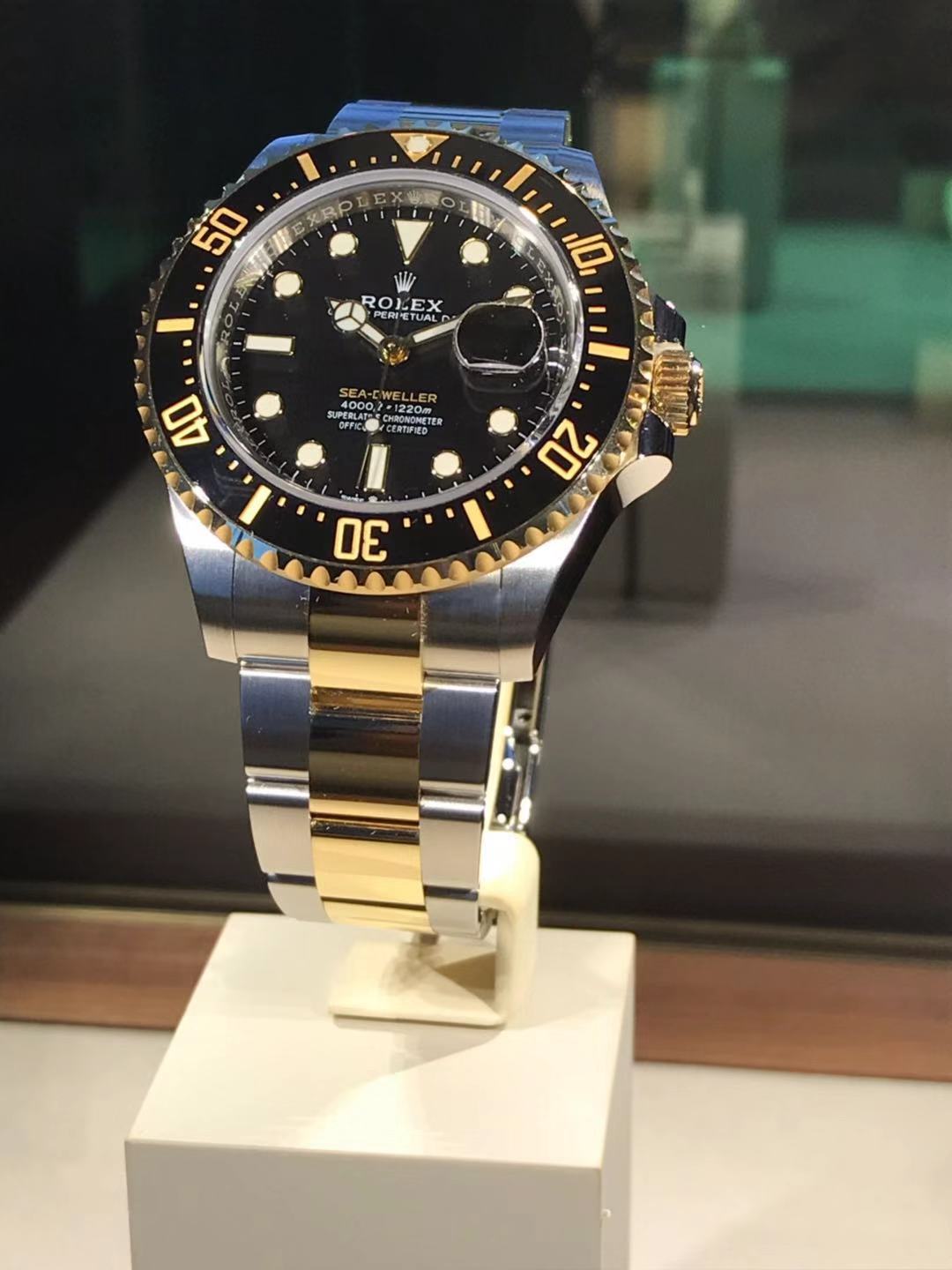 与其低价买不如送点东西,劳力士游艇名仕白金42mm优点