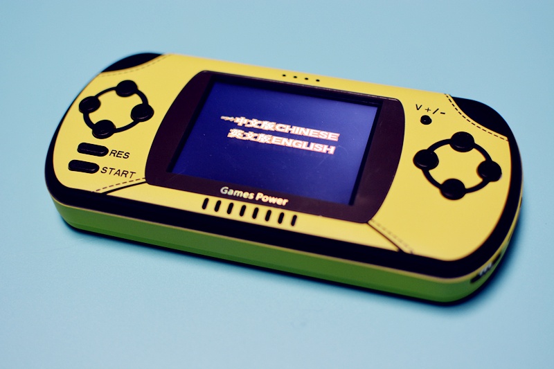 边玩游戏边充电的充电宝,边玩游戏边充电好的充电器