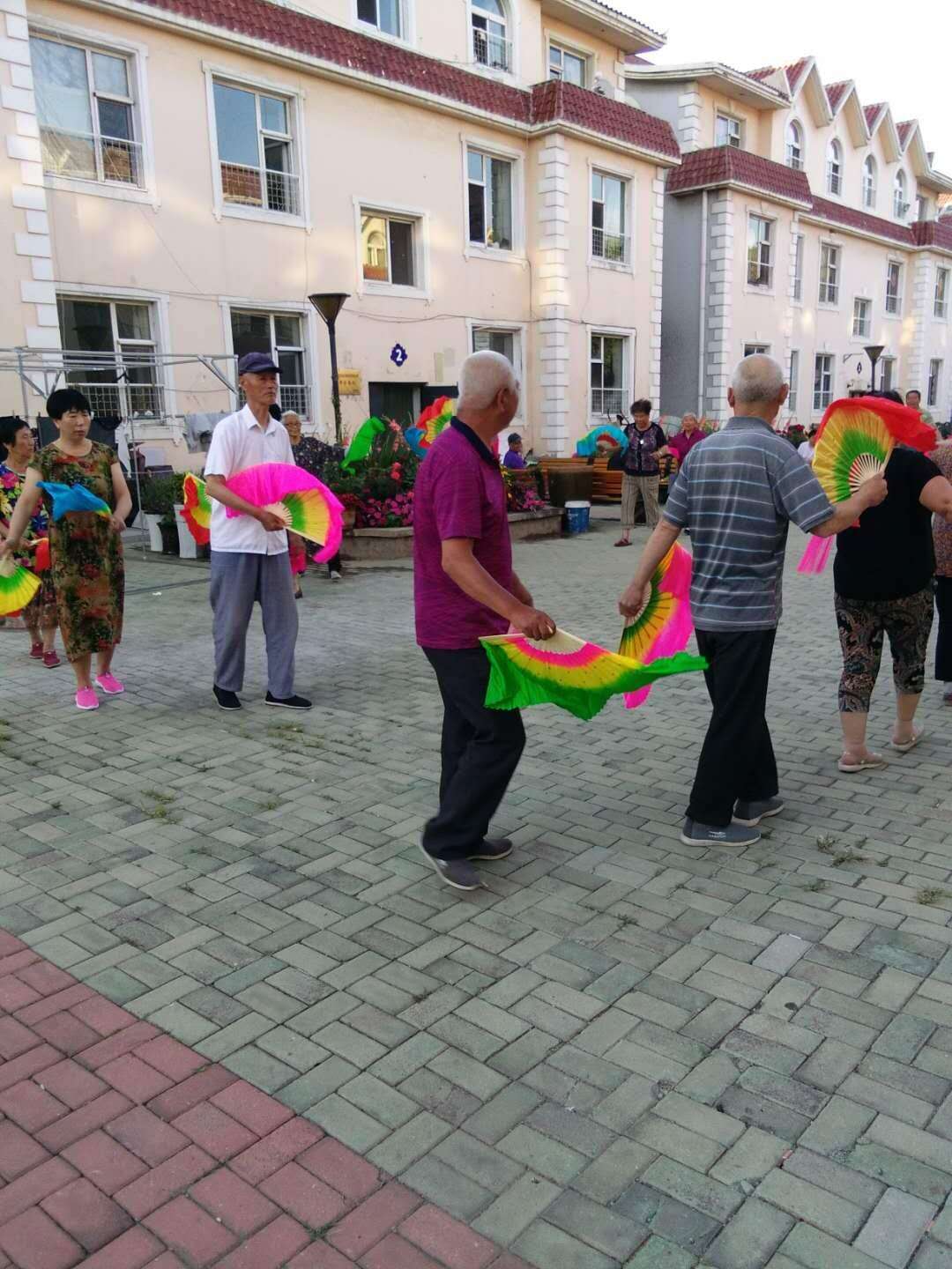 老人的快乐时光养老院,老人安享幸福晚年生活的家园