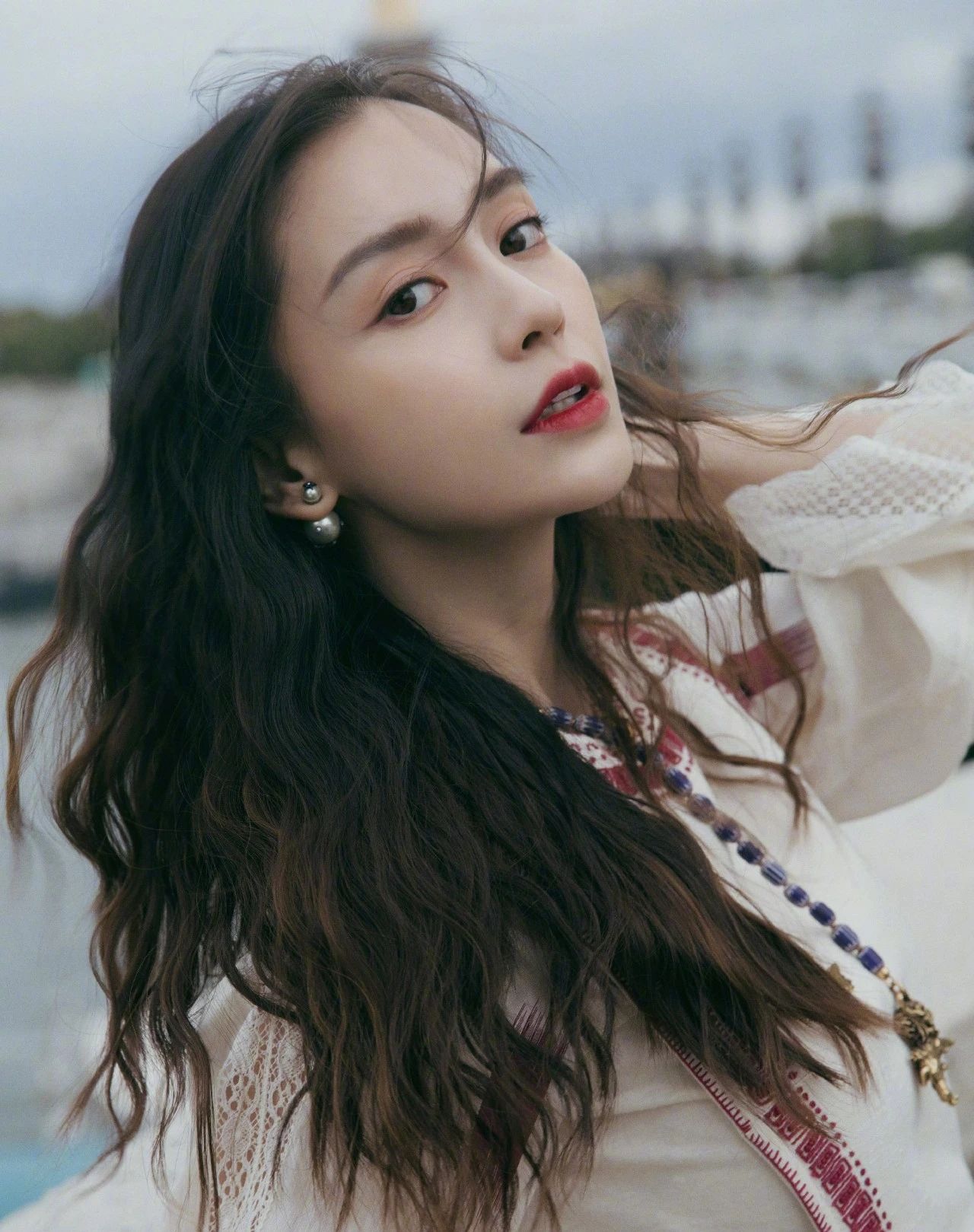 女生洗完头不吹干会怎么样,女生洗完头不吹干好吗